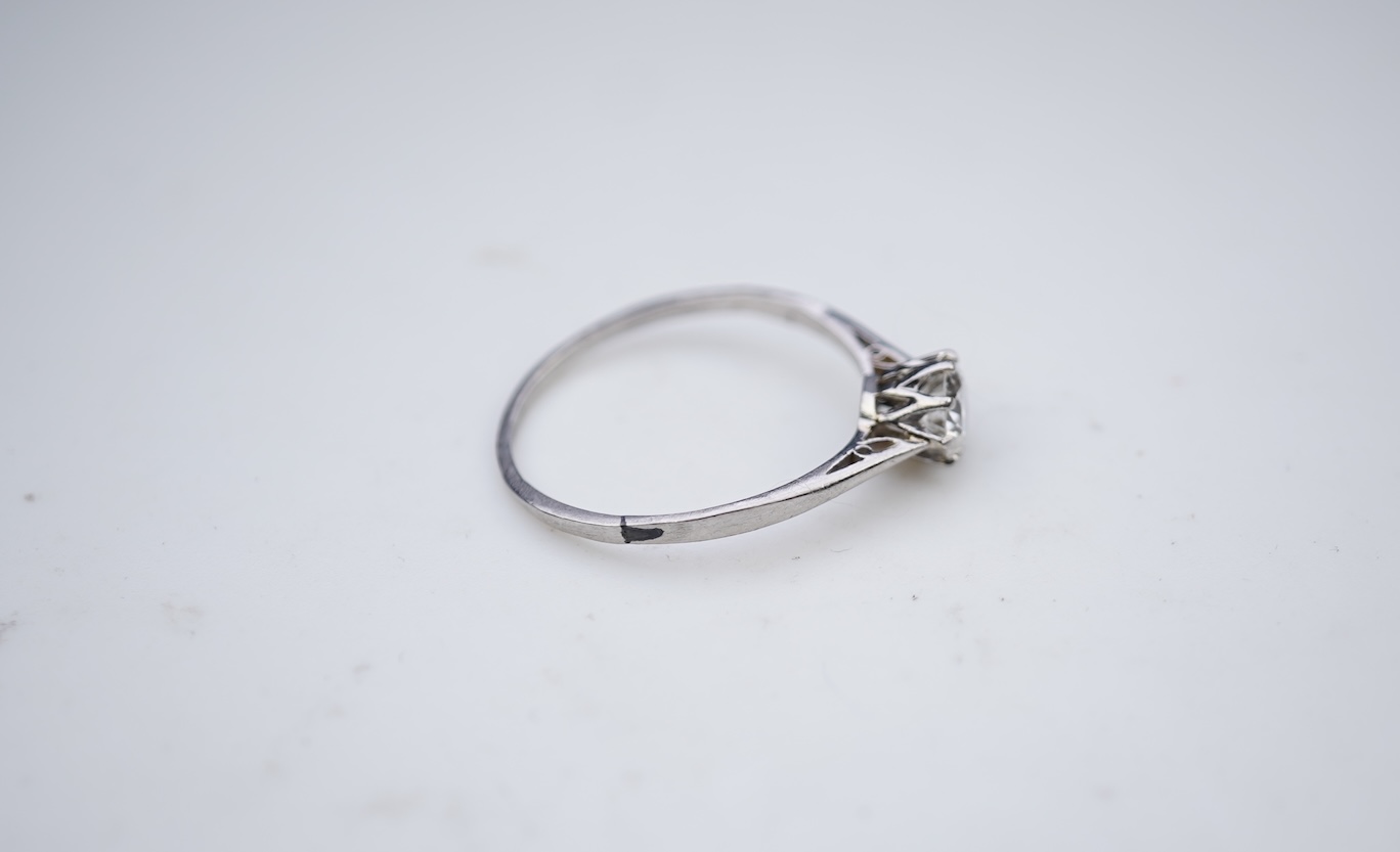 A diamond solitaire ring, early 20th century